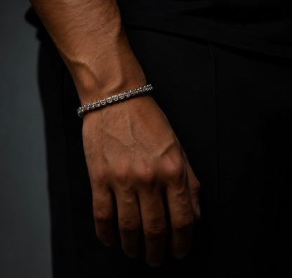 Tennis bracelet